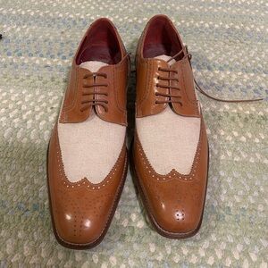 MEZLAN, Size 10, brown and cream wingtip dress shoe
